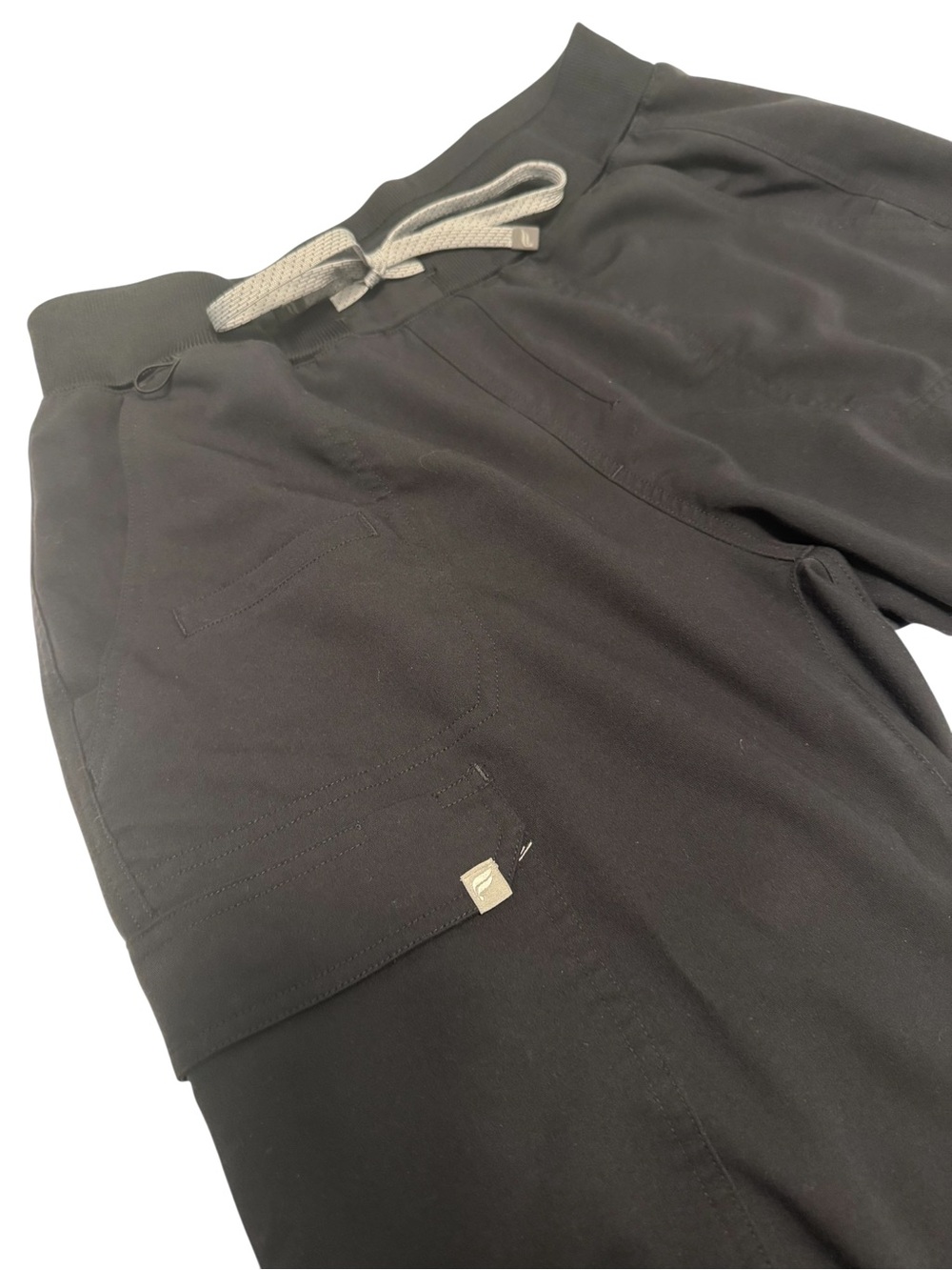 Fabletics Black Scrub Set - Picture 3 of 4